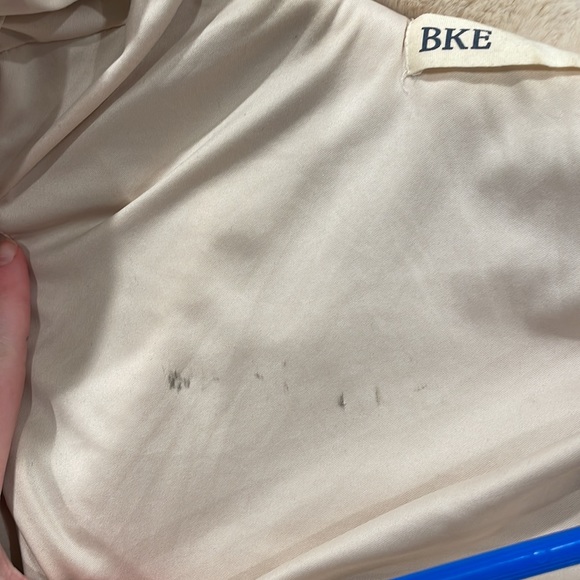 Selling fur BKE small women’s jacket. - Picture 4 of 4